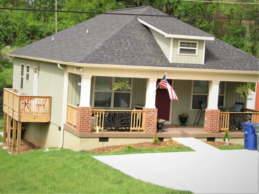 Kathys Kottage. Ny Bungalow på siden af ​​Missionary Ridge - Image 1