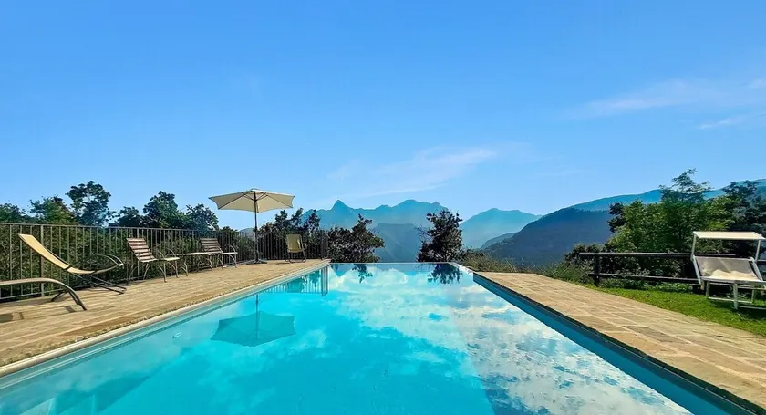 Fabulous Spectacularly Located Romantic Cottage With Private Infinity Pool - Image 1