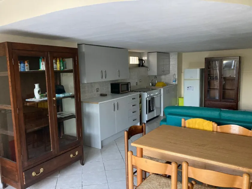 Ground floor apartment can sleep up to 6 - Image 1