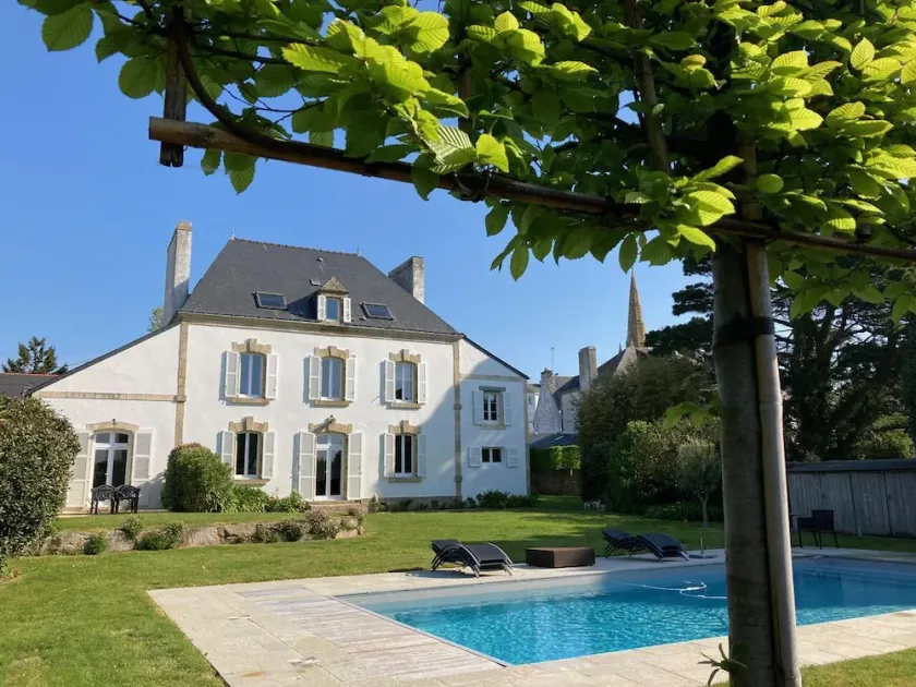 Domaine du Douet swimming pool 7chbrs 5 bathrooms - Image 1