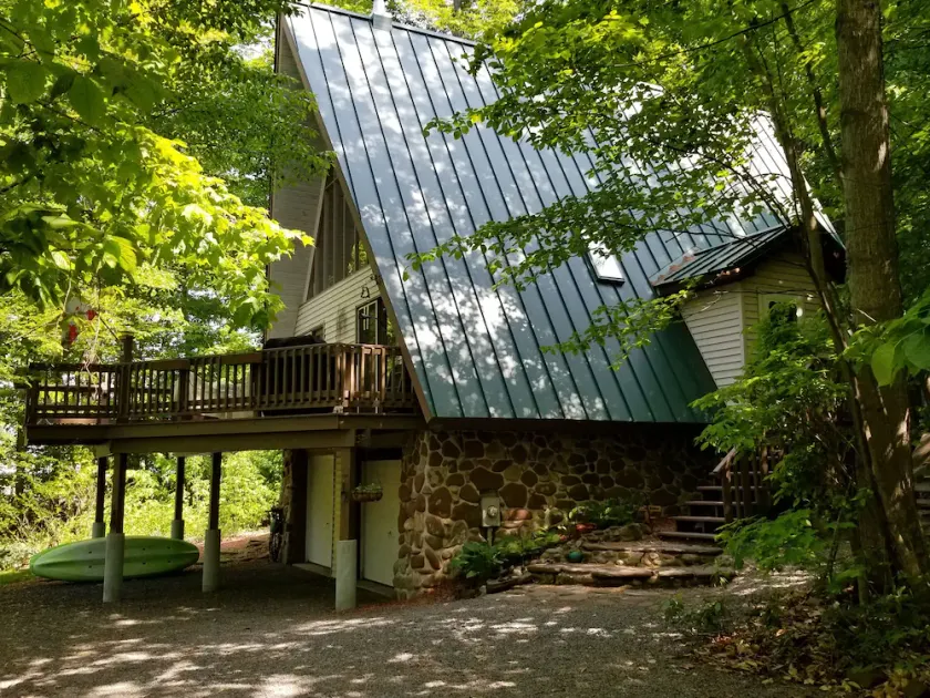Stumble Beach - Quiet & Private 2-Acre Retreat on Lake Ontario - Image 1