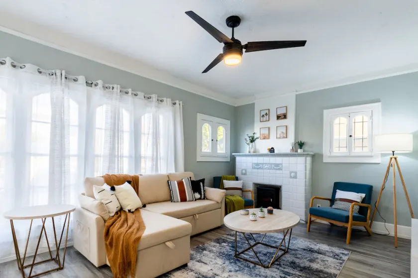 The Sailor’s Nest - Cosy Condo By the Sea - Image 1