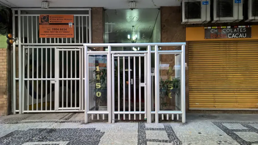 Season, best spot in Copacabana! Studio apartment near the beach and shops. - Image 1