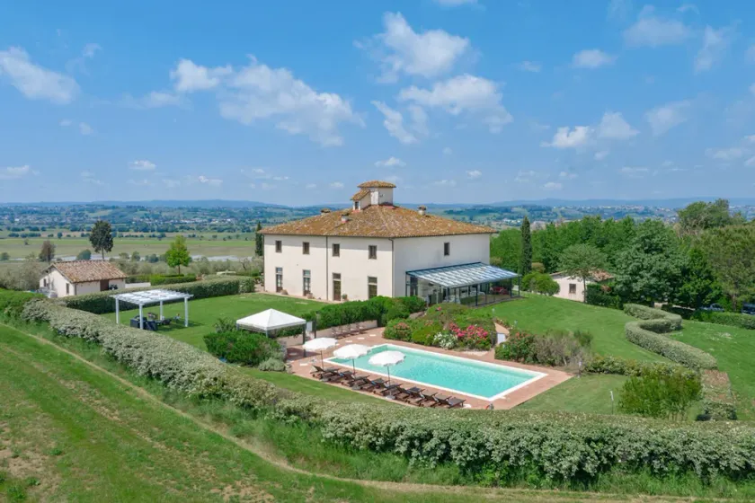 Villa Mimi - Nine Bedroom Villa, Sleeps 18 - Image 1