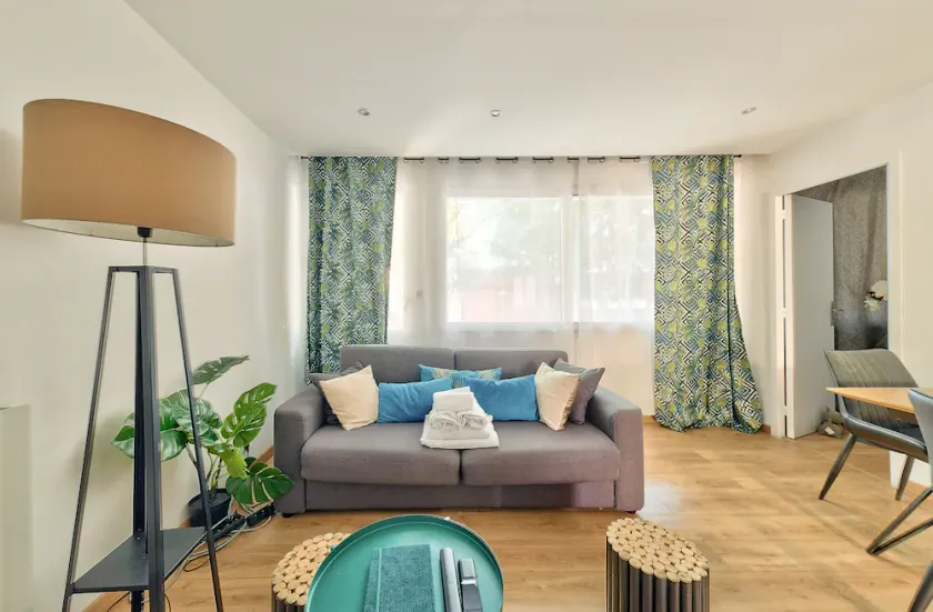 Comfortable T3 apartment 10 minutes from the Old Port - Image 1