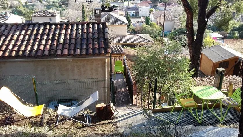 TOP VILLA LEJLIGHED UNDER PIN-koderne 13740 LE ROVE - Image 1