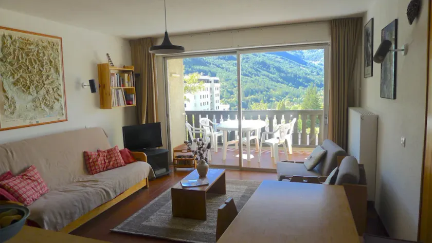 rolige og rummelige lejlighed med panoramisk terrasse og internet - Image 1