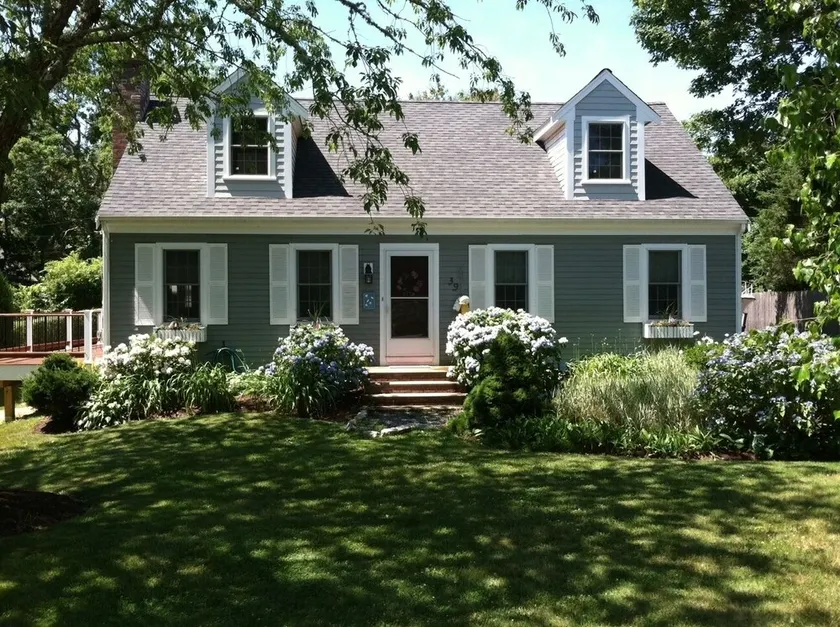 Charming Cape Home with Waterviews of Great Bay! - Image 1