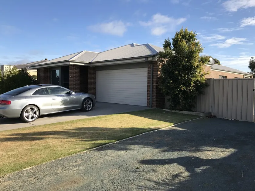 Quiet Residential area with a park next door - Image 1