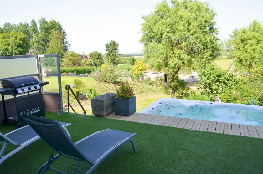Le Toit Penché - Image 1