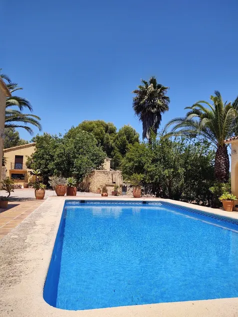 Finca för 4 personer med en stor privat pool i ett lugnt läge, helt privat - Image 1