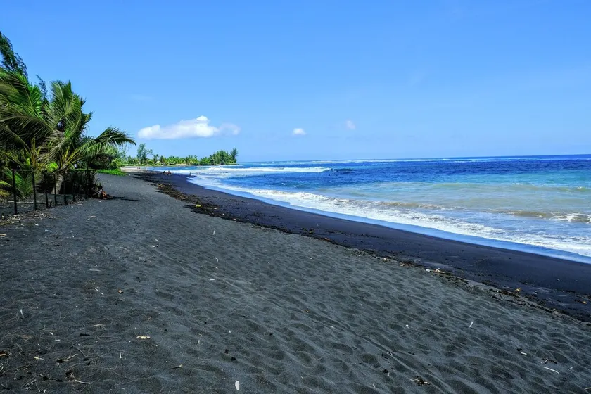 TAHITI - Taharuu Houses Surf & Beach - Image 1
