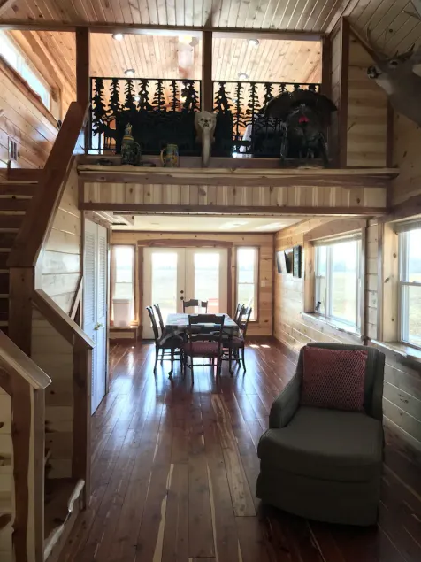Hunting and Fishing Lodge (sleeps 3-5) - Image 1