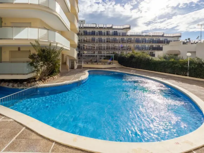 ESTUDIOS FONT DE MAR playa Calafont SALOU! - Image 1