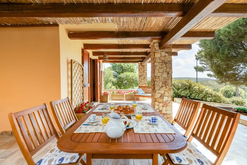 Holiday Home 'Domu De Maria' with Sea View, Private Terrace and Air Conditioning - Image 1