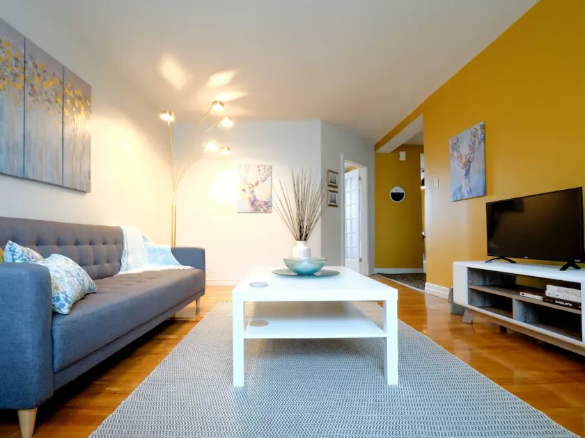 Old Lévis-2 Bedrooms-Terrace-12 min to Old Québec Ferry-WiFi-Air Conditioning - Image 1