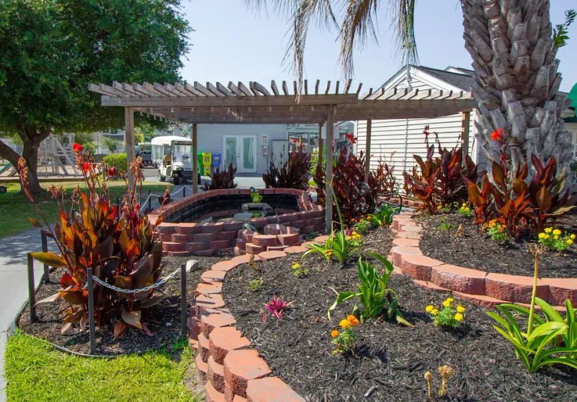 Deercreek Townhomes - Image 1