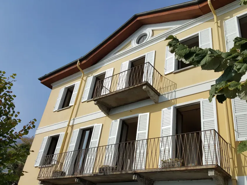 Scenografica villa con vista sul Lago Maggiore - Image 1