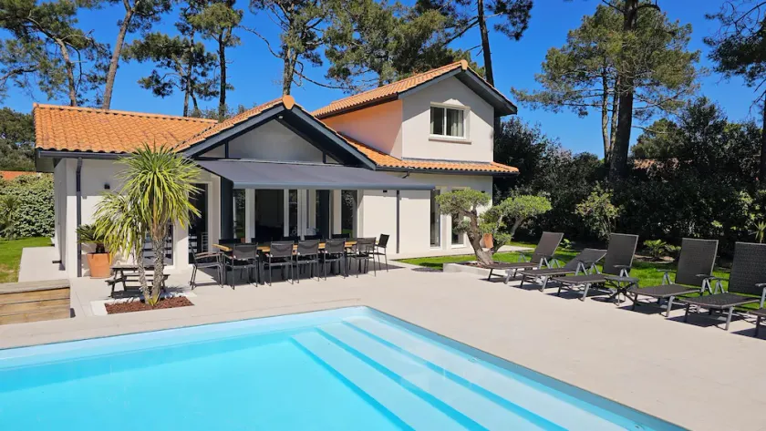 CHARMANTE VILLA /PROCHE MER/PISCINE CHAUFFEE ET SECURISEE - Image 1