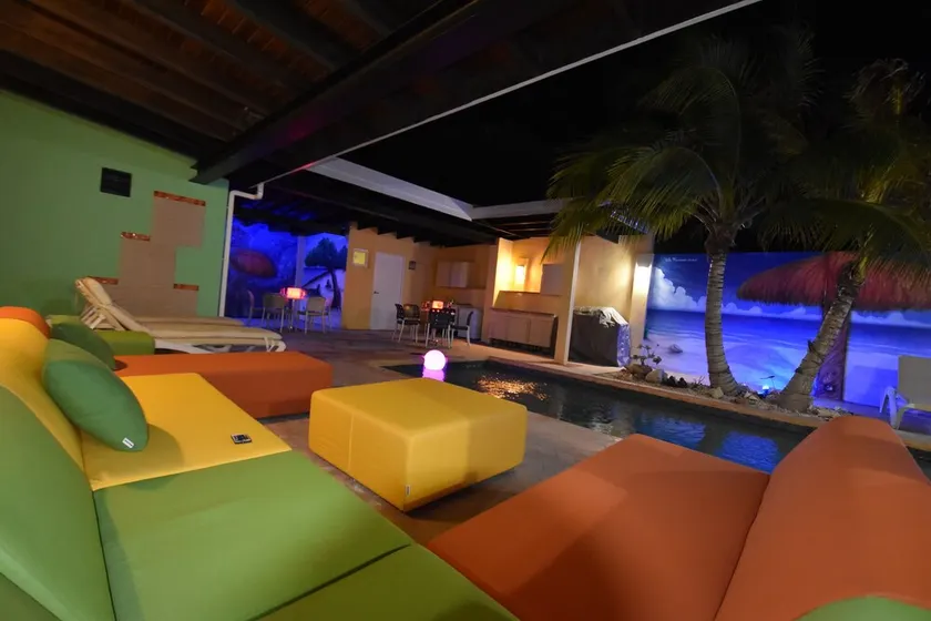 Villa Monplaisir  -  secluded spot on Palm Beach. Short walk to beach - Image 1