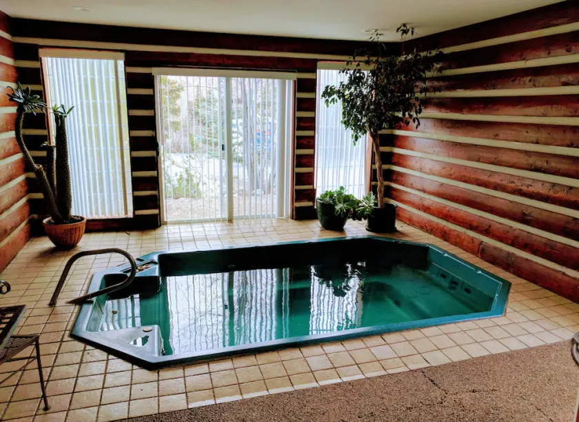 3 Peaks Lodge - Image 1