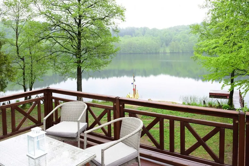 Semi-detached house directly on the lake, Stare Czaple - Image 1