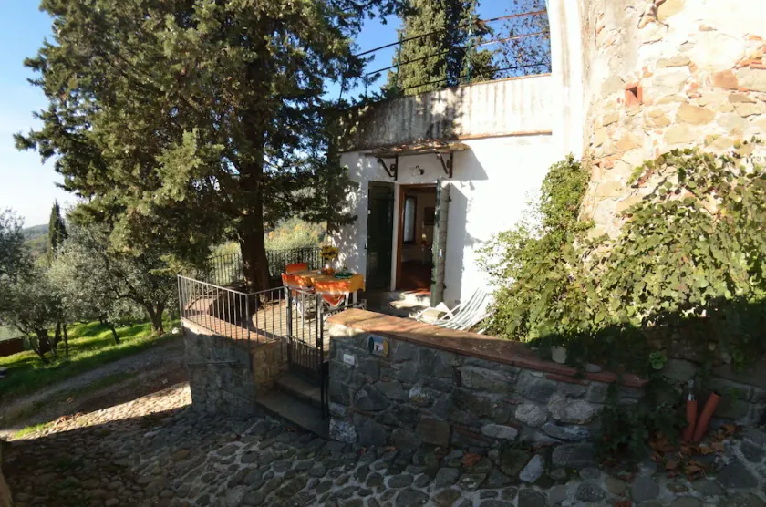 Belle maison de vacances avec climatisation, TV, terrasse et animaux admis, près de Lucques - Image 1