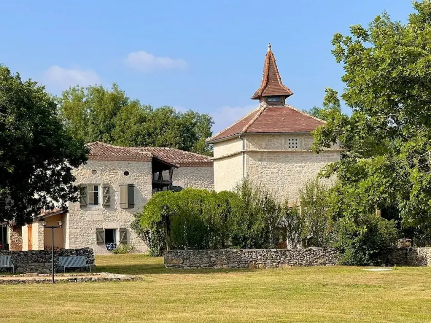 Domaine de fangal 4* - 10p - dovecote+house, air-conditioned, private 25 m pool - Image 1