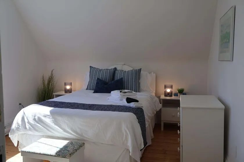 The Rustico Suite | 2-Bedroom Luxury with Private Kitchenette & Ensuites - Sleeps 4 - Image 1