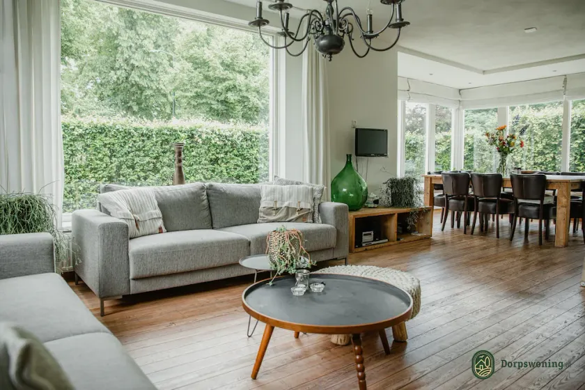 Majestic, Large Holiday Home near Leende Located Between Meadows & Forests - Image 1