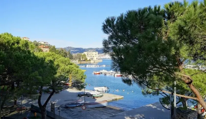 Havet under huset. Portovenere og 5 Terre. Gratis parkering. - Image 1