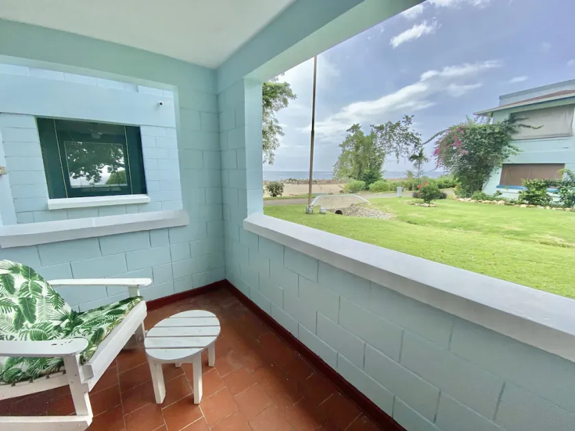 Fantastic  Beachfront  2 B&B Condo.  Perfect Work From Home! WiFi &Cable - Image 1