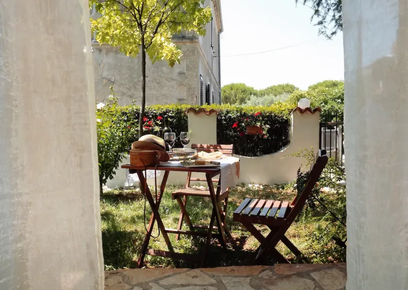 Apartamento Marina with magnificent garden, a few steps from the beach, barbecue - Image 1