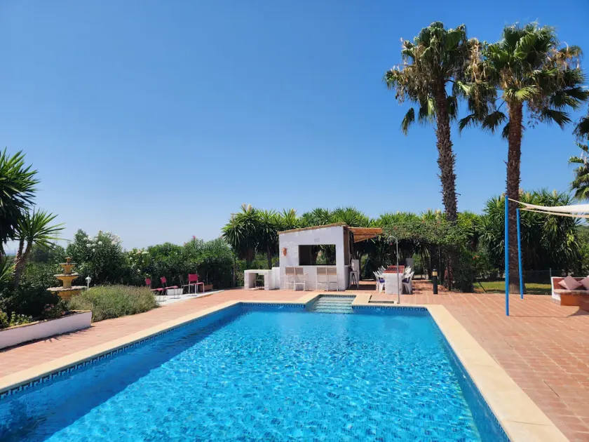 Spacious Seville Cortijo with large private pool set in orange groves free wifi - Image 1