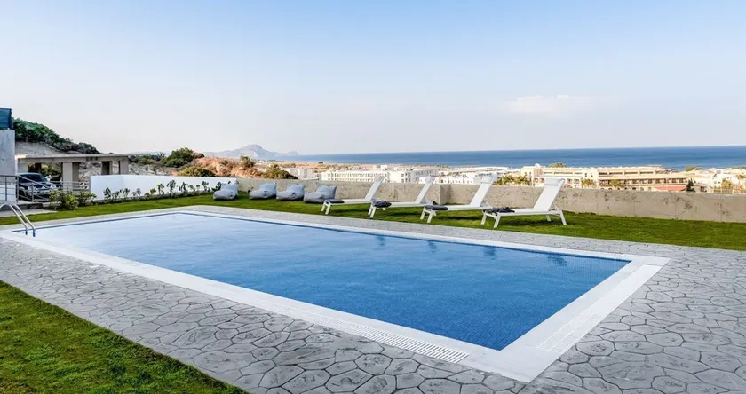 Villa Nereida - Four Bedroom Villa, Sleeps 8 - Image 1