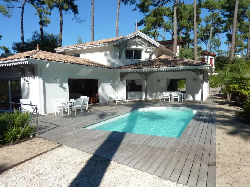 Spacieuse villa, ensoleillée, piscine chauffée à Arcachon le Moulleau - Image 1