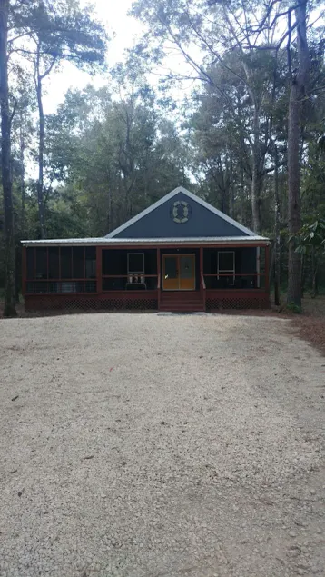Luxury cabin retreat in the woods. - Image 1