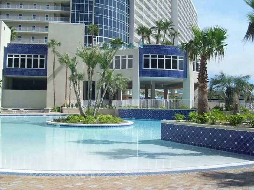 Lavish King Suite With 5 Pools and 2 Hot Tubs! - Image 1