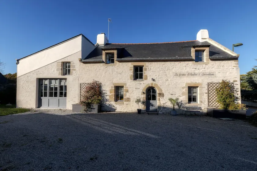 400 m from the sea and Duer beach (Golfe du Morbihan) Magnificent Longère (traditional farmhouse) - Image 1