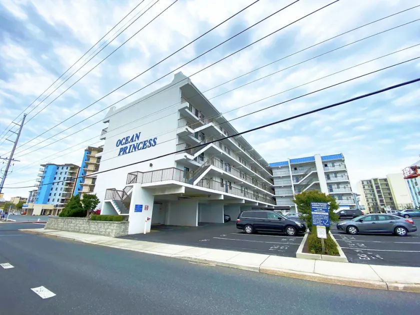 Ocean Princess 207-Oceanside 134th St, Elev, W/D, AC - Image 1