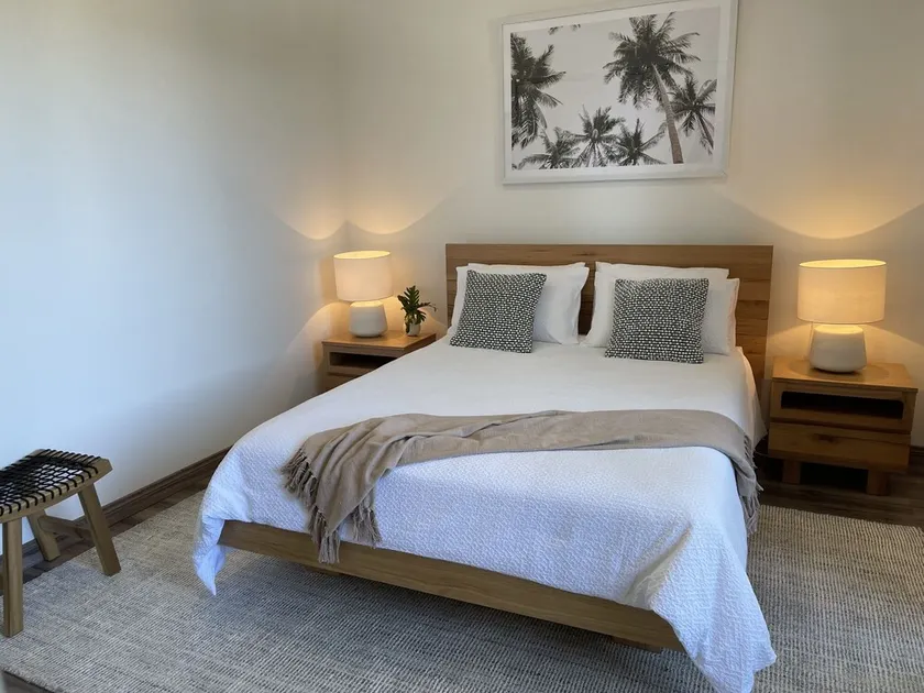 WINTER DEAL 3 NIGHTS PAY FOR 2 - Luxe stay with beach, cafes, gyms, bars and pub - Image 1