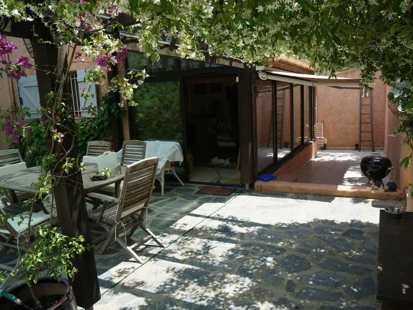 Maison du maquis, à 5minutes des longues plages de sable de la Côte orientale - Image 1