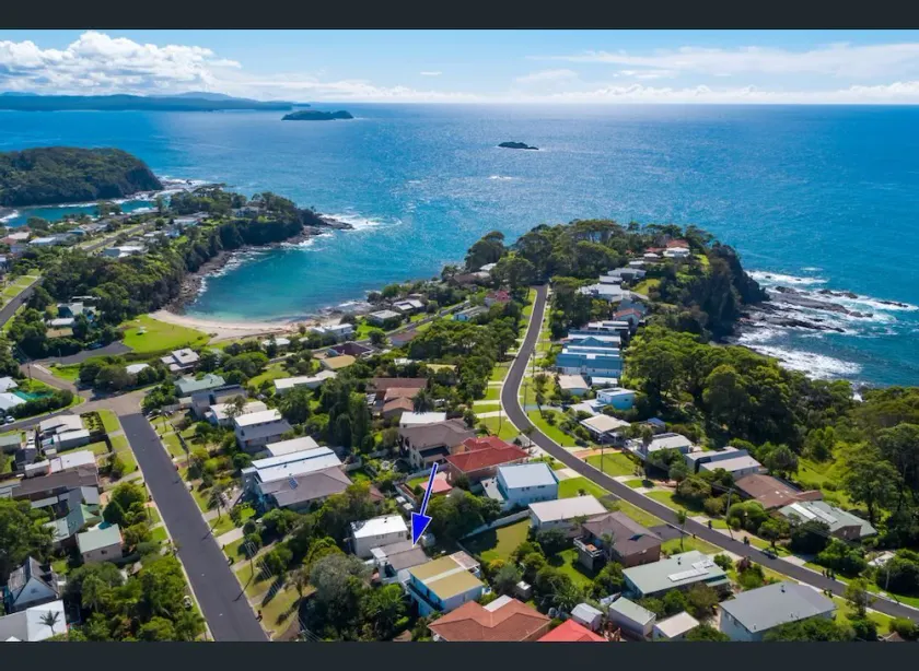 350m walk to two beautiful beaches! - Image 1