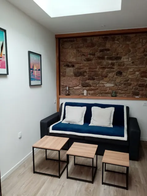 PRETTY T2 ON THE GROUND FLOOR, INDEPENDENT, QUIET, REFURBISHED, WITH TERRACE - Image 1