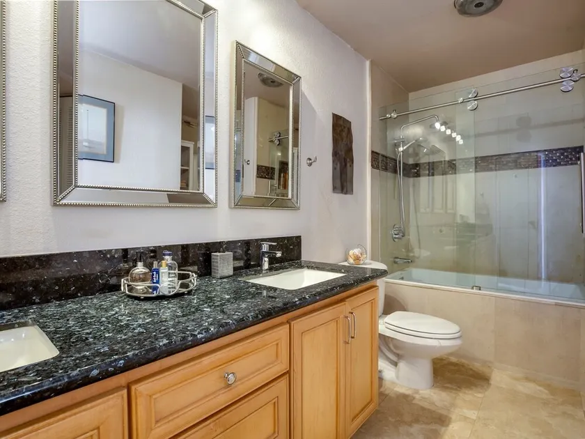 Beautiful Ocean Front Unit in South Redondo Beach - Image 1