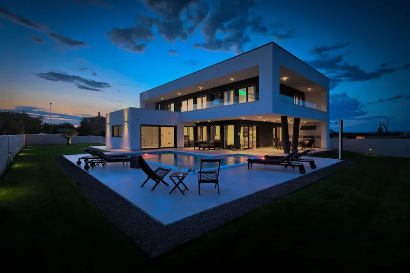 Ny eksklusiv moderne stilfuld villa tæt på stranden - 10% rabat på rabat 10% - Image 1