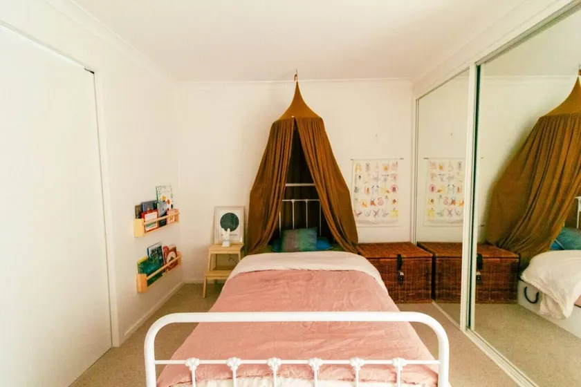 The Terracotta Palace - Stylish 3 Bedrooms in Rye - Image 1