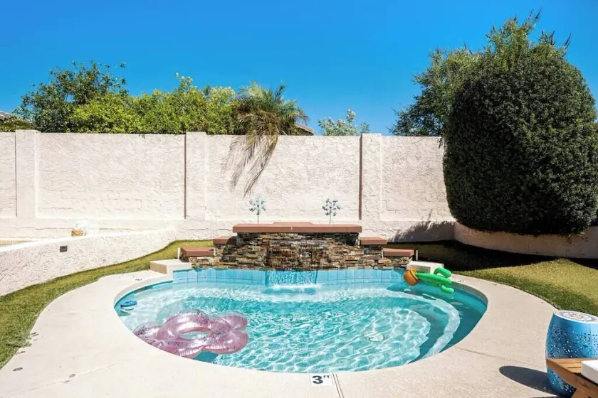 3BR Pool with Waterfall and Mini Golf - Near JW Resort - Image 1