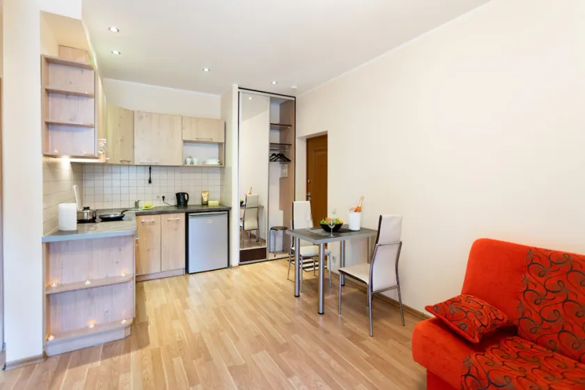 Cozy 1 bedroom apartment in quiet Riga center - Image 1