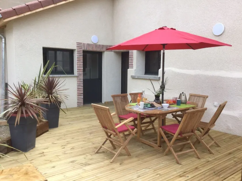 Maison - Gîte rénové en 2019 pour 6 pers. dans le centre du village d'Hauterives - Image 1